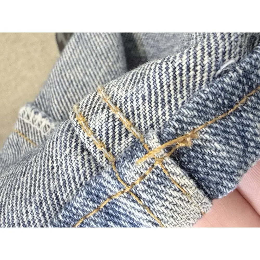 Levis levi 550
